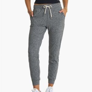 Performance Jogger - medium long
Women's DreamKnit™ Joggers